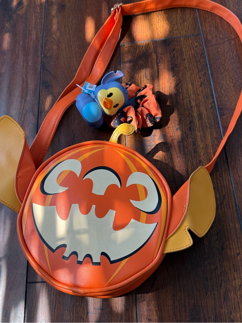 Disney’s lilo & stitch Halloween theme pumpkin crossbody bag, duckie, scrunchie